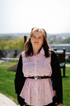 Laura Bauersachs